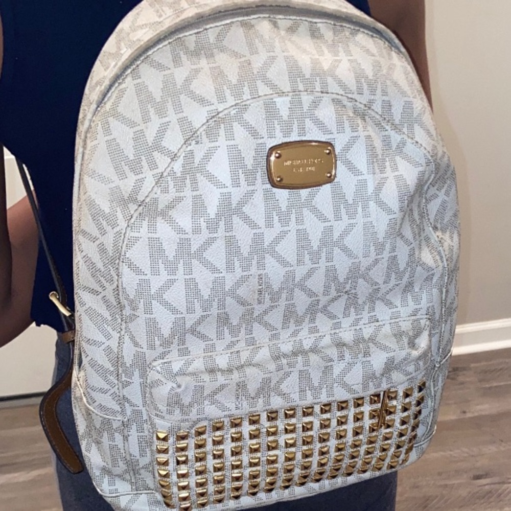 MK Backpack - Picture 4 of 5